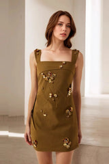 High-Quality Sleeveless Waist-Cinched Commute Dress