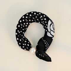 Pearl Magnetic Buckle Camellia Print Neck Scarf