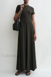 Minimalist A-Line Round Neck Short Sleeve Work Dress