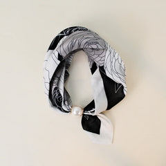 Pearl Magnetic Buckle Camellia Print Neck Scarf