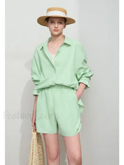 Minimalist Women Pleated Pocket Design Loose Short