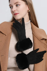 Fleece Lined Checkered Touchscreen Gloves