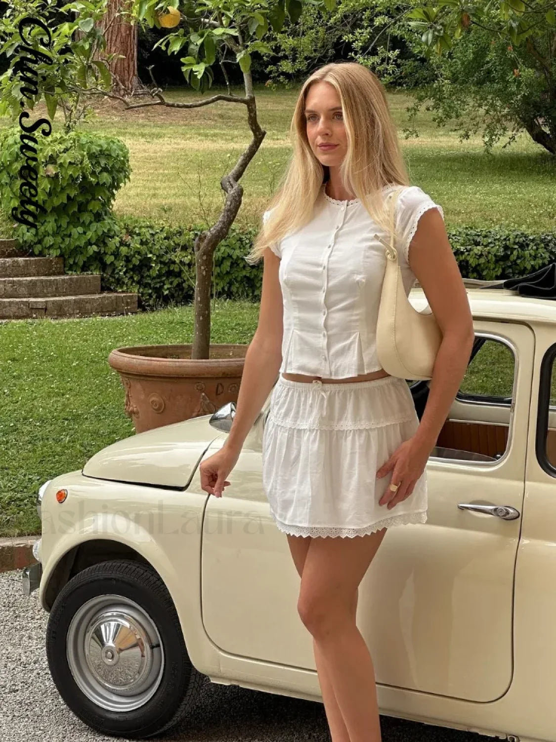 Fashion Lace O-Neck Pleated Skirt Two Piece Set