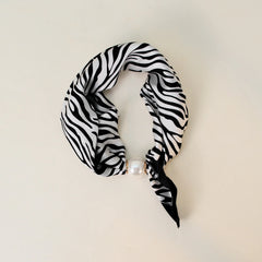 Animal Print Pearl Magnetic Buckle Neck Scarf