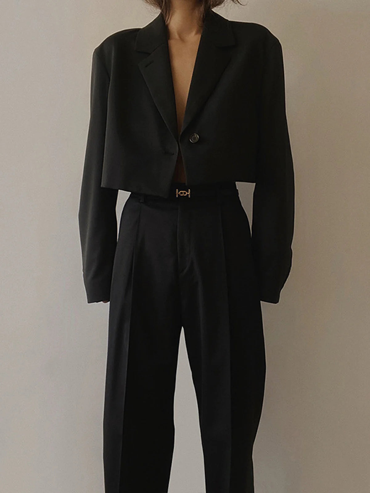 Mind My Graceful Business Crop Blazer