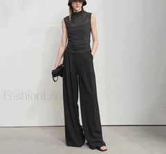 Solid Sleeveless Turtleneck Slim T-Shirt